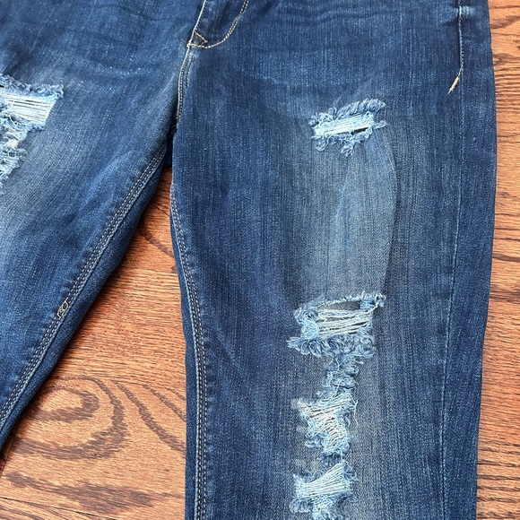 NWT Express Women’s Legging Mid Rise Distressed Front Legs - Picture 3 of 10